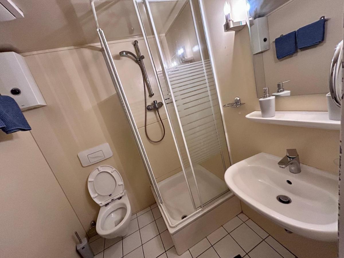 Piano Apartment In Halle Center - Netflix - Free Wifi 1 Экстерьер фото